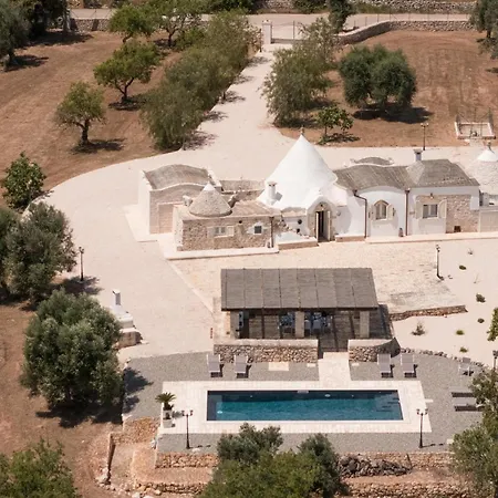 Hébergement de vacances Trulli Aletheia Con Piscina Privata Ceglie Messapica