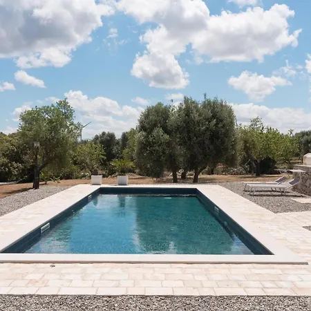 Trulli Aletheia Con Piscina Privata Hébergement de vacances Ceglie Messapica